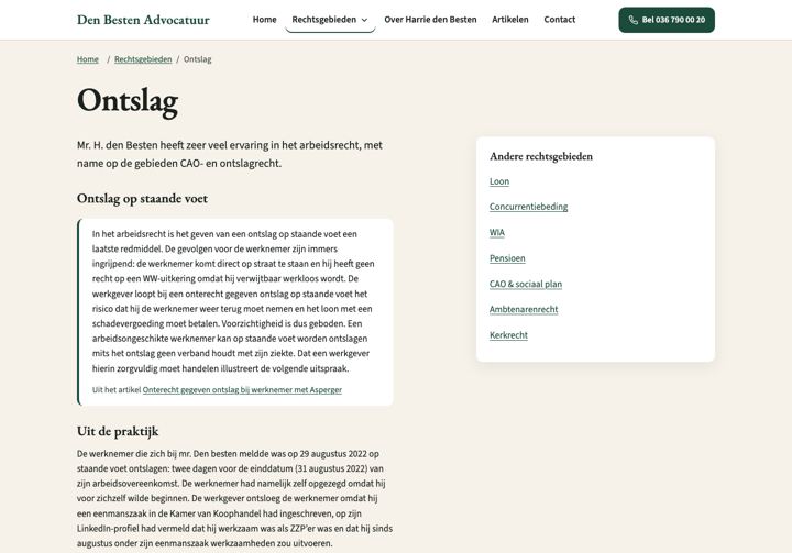 Ontslag-pagina op desktop: kop, tekst en zijkolom met contactknop